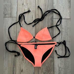 NWOT Triangl Neoprene Bikini & Bag